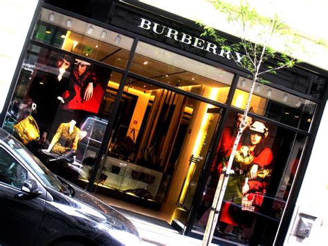 burberry antwerpen|Burberry .